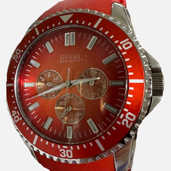 Lot of 4 men’s guess watch 100m silicon bandBRAND NEW NEED BATTERIES NO BOX - Picture 4 of 13